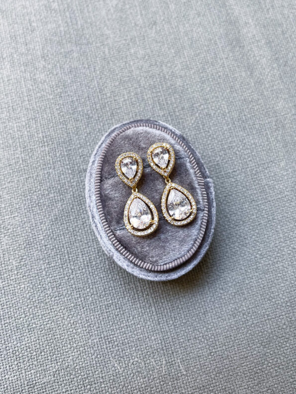 DJW-201900490-DIY-Pear-Top-Pear-Bottom-Earrings-Set-18k-Yellow-Gold-White-Diamond-4-pcs-1