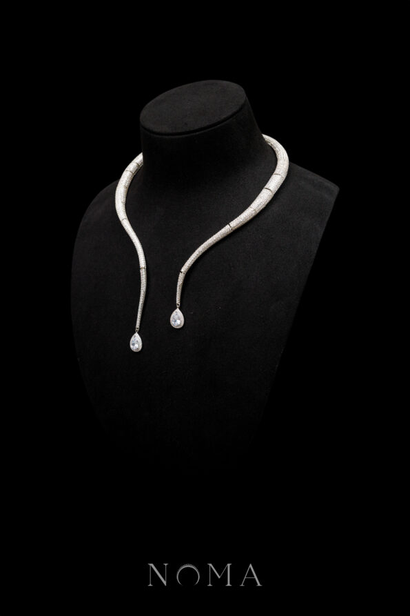 DJW-202400085-Curved-Paved-Necklace-Rhodium-White-Gold-White-Diamond-2
