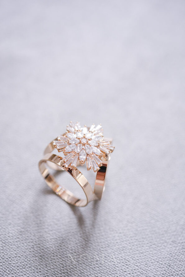DJW-202400090-Snowflakes-Large-Scarf-Ring-18k-Yellow-Gold-2