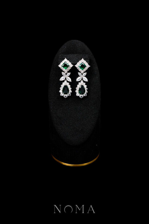 DJW-202400104-Lux-Princess-Earrings-Rhodium-White-Gold-Emerald