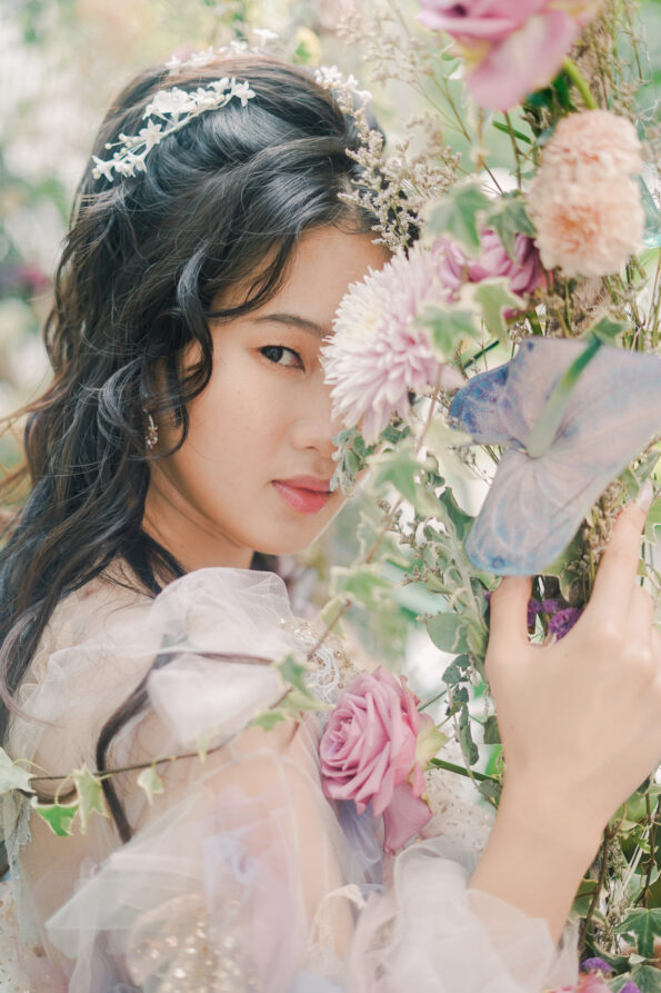 FLR-202000009-CC-White-Petals-Hairpin-Set-Silver-White-3-pcs-3