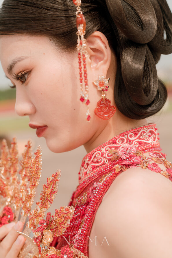 JJW-202500002-Carved-Vase-Jade-Fire-Orchid-Earrings-18k-Yellow-Gold-Red-Jade-1