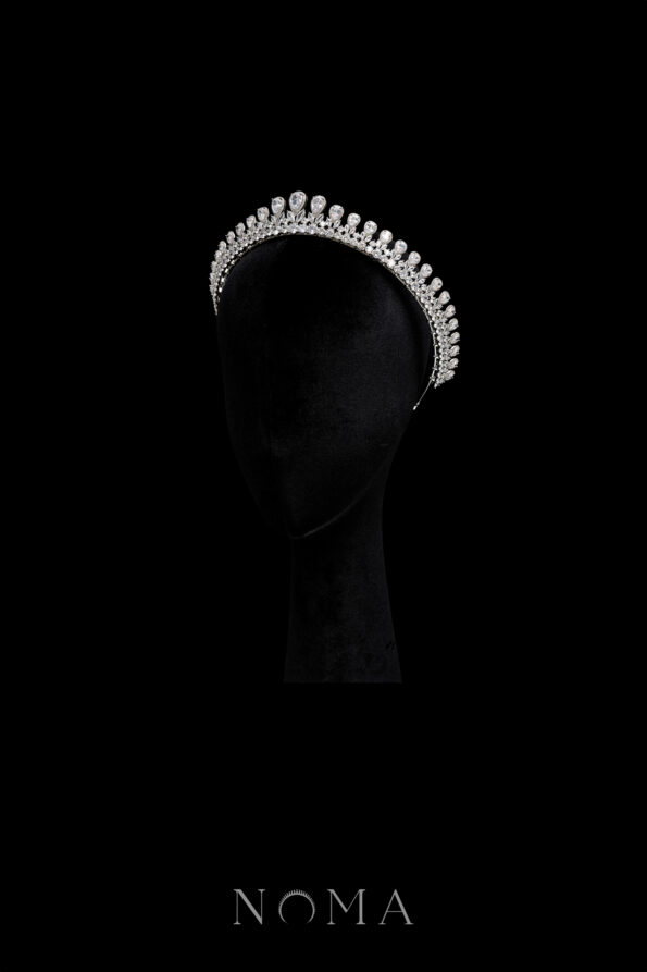 WDC-202500001-Extravagant-Pear-Crown-Rhodium-White-Gold-White-Diamond-2