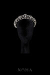 WDC-202500002-Curved-Vinery-Crown-Rhodium-White-Gold