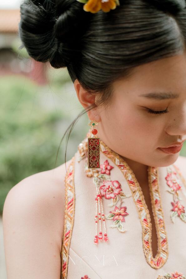 CHN-202500113-CS-Silken-Window-Earrings-Gold-Red-1