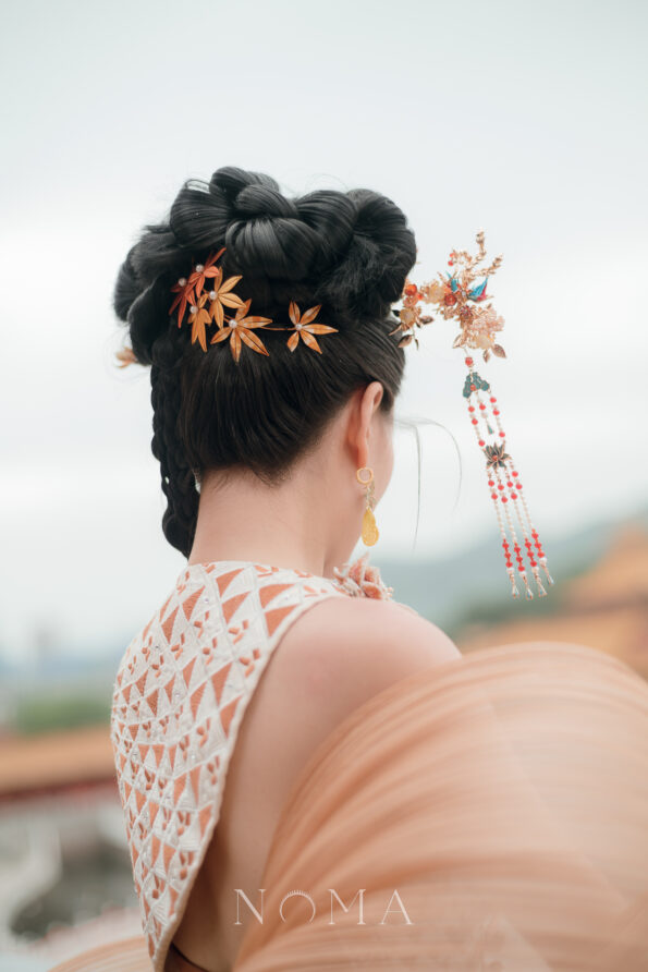 FLR-202500005-ET-Maple-in-Autumn-Hairvine-Gold-Orange-Right-1