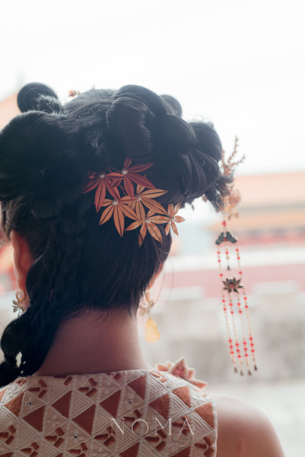 FLR-202500005-ET-Maple-in-Autumn-Hairvine-Gold-Orange-Right-2