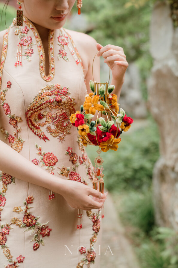 FLR-202500009-VA-Silken-Flower-Lantern-Gold-Red-1