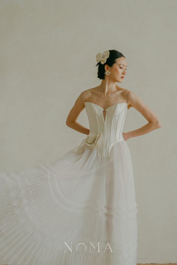 ACC-202400099-Thread-Winter-Blossom-Earrings-White-Silver-White-2