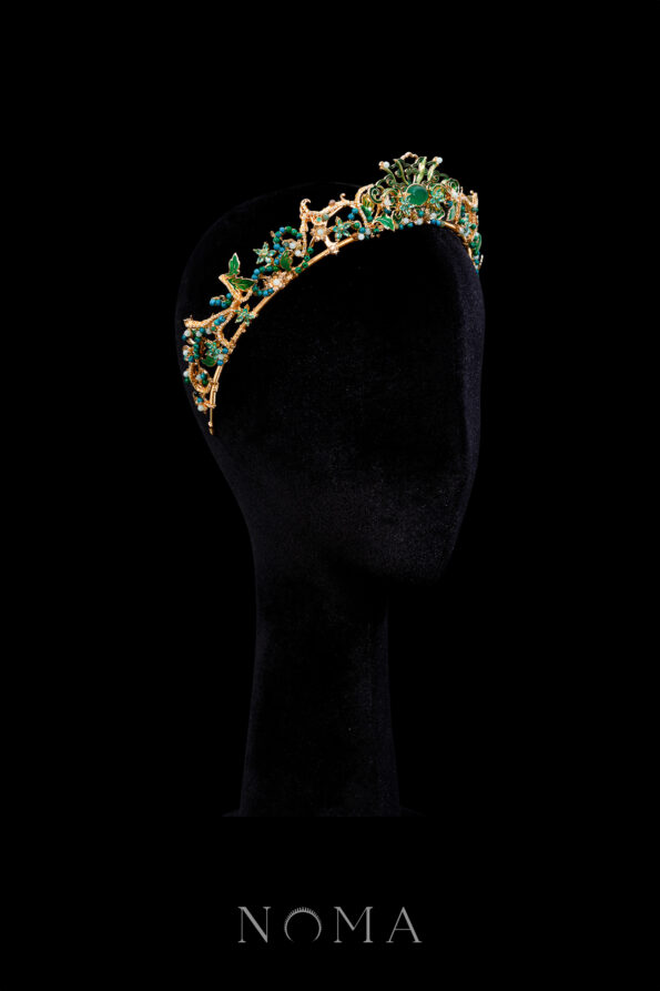 CHN-202400166-Colorful-Oriental-Ornament-Crown-Gold-Turquoise-1