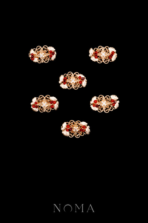 CHN-202400178-Decorated-Ginkgo-Button-Set-Gold-Red-6-pcs