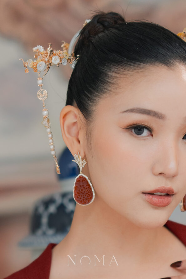 CHN-202400269-Bird-on-Petite-Branch-Hairpin-Gold-White-2