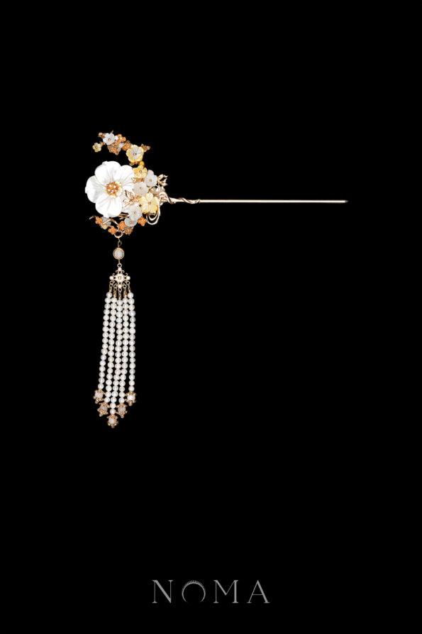 CHN-202400270-Bird-on-Petite-Branch-Flower-Hairpin-Gold-White