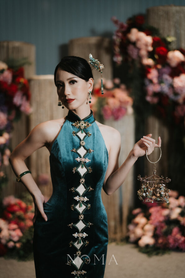 CHN-202500005-Colorful-Mosaic-Flying-Butterfly-Hairpin-Gold-Turquoise-Left-2