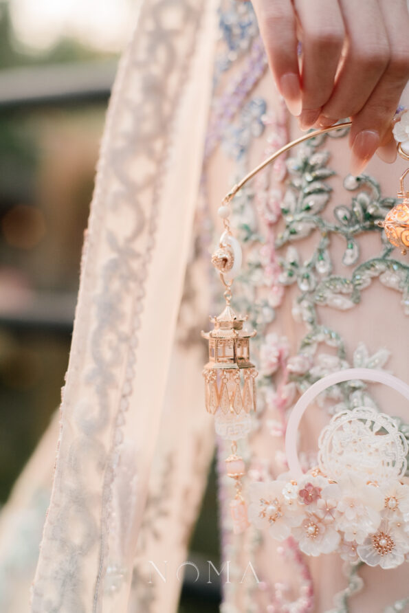 CHN-202500165-Colorful-Mosaic-Fantasy-Shell-Lantern-Gold-Rainbow-5