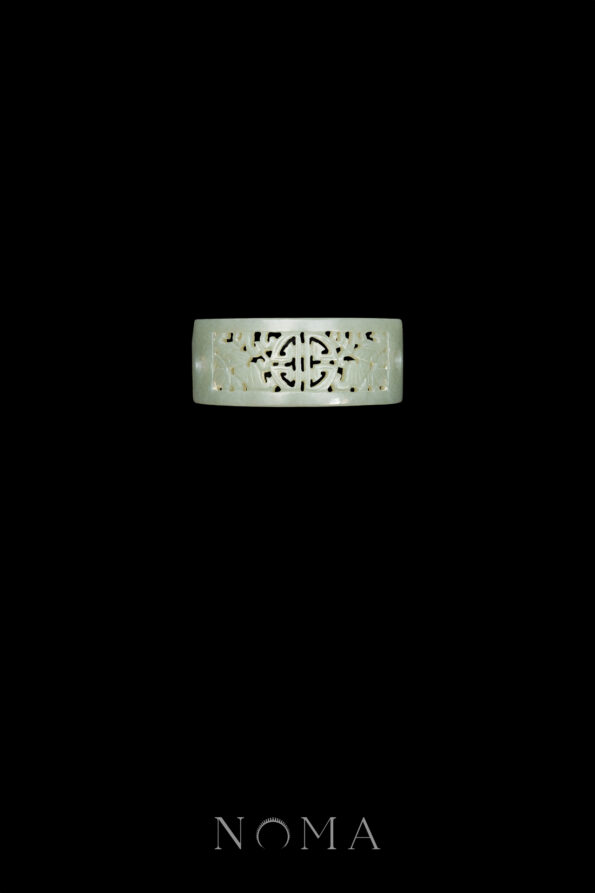 CHN-202500299-Simplicity-Window-Plain-Jade-Cuff-Light-Jade