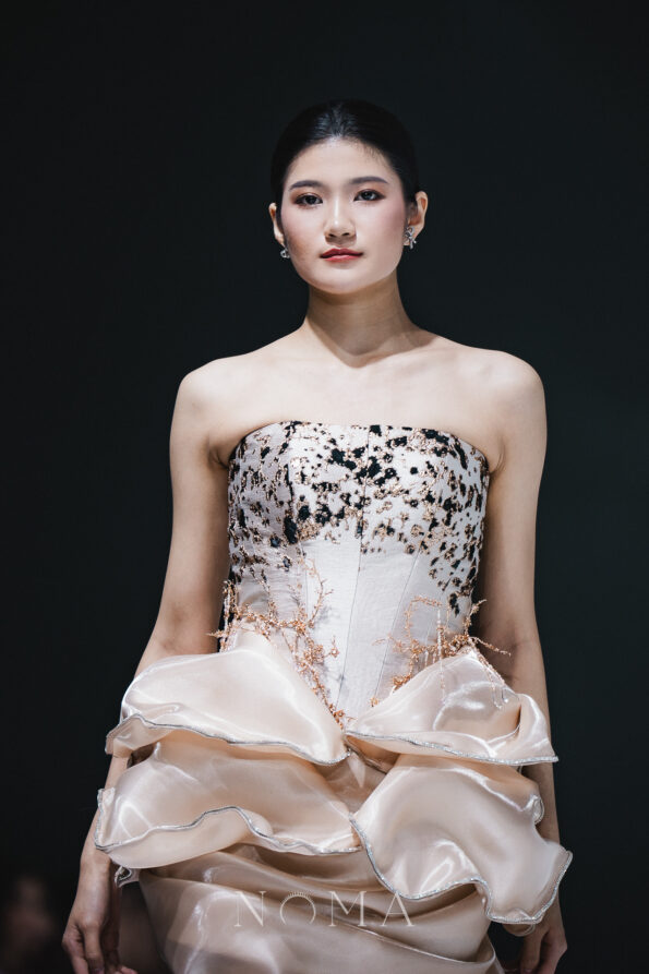 DJW-202000079-Paved-Ribbon-Earrings-Rhodium-White-Gold-2