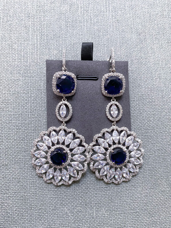 DJW-202100022-Eye-Turner-Earrings-Rhodium-White-Gold-Sapphire