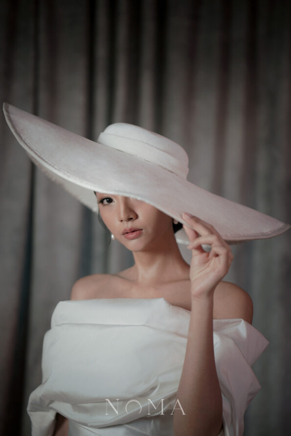 HMV-202200011-White-Velvet-Wide-Hat-White-2