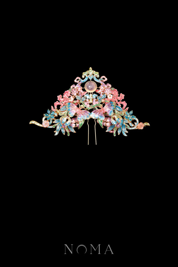 CHN-202500158-Colorful-Mosaic-Fantasy-Butterfly-Cloud-Middle-Gold-Rainbow