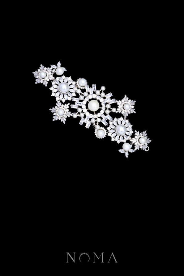 ACC-202400070-Pearl-Mix-Arrangement-Hairvine-or-Brooch-White-Gold-1