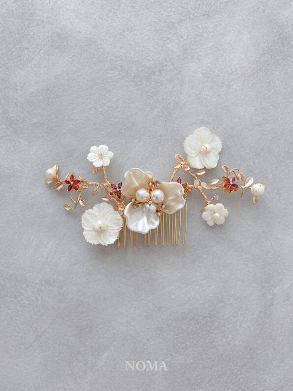 CHN-201900084-Ruby-Blossom-Haircomb-Gold-Ruby
