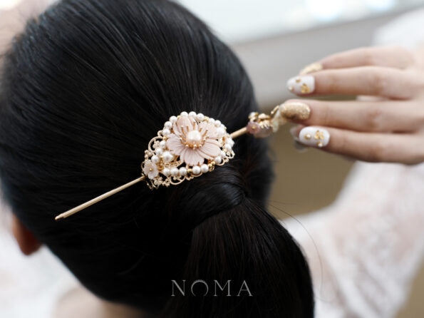 CHN-202000049-Pink-Flower-Ponytail-Cuff-Set-Gold-Pink-2-pcs-2