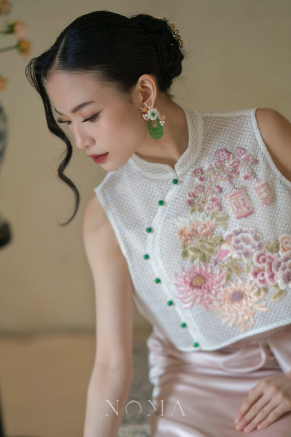 CHN-202600008-Lunar-Deco-Carved-Asymmetrical-Teardrop-Hollow-Jade-Earrings-Gold-Jade-1